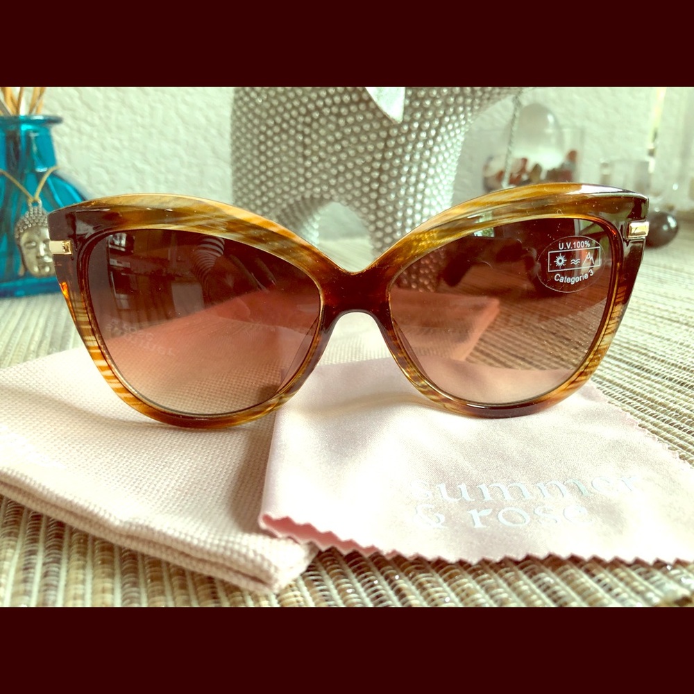 Summer & Rose Sunglasses with Case & Cloth